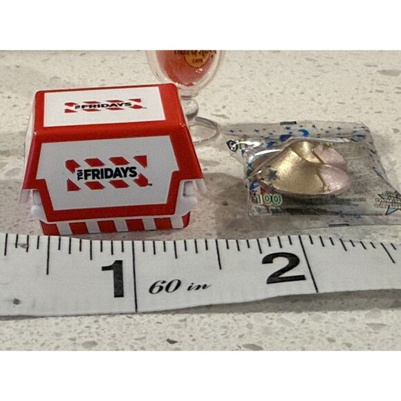 Mini Brands Pieces‎ Fast Food & Toys Subway Sonic Fridays Hard Rock Lot Of 16 - Picture 10 of 16